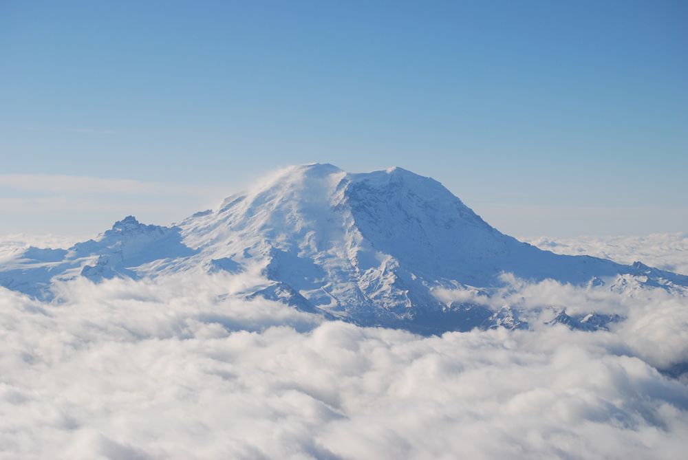 Mt-Rainier-resized